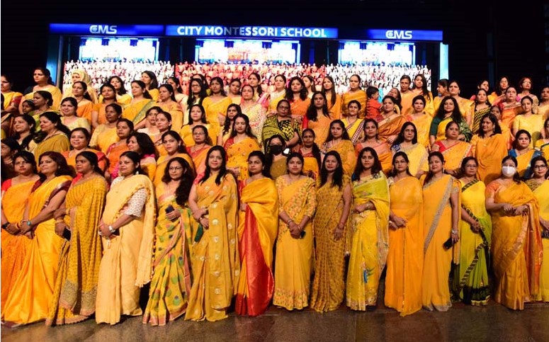 बच्चों को परमार्थ के संस्कार शुरू से ही दें-डा. जगदीश गाँधी, प्रख्यात शिक्षाविद् एवं संस्थापक, CMS बच्चों को परमार्थ के संस्कार शुरू से ही दें-डा. जगदीश गाँधी, प्रख्यात शिक्षाविद् एवं संस्थापक, CMS